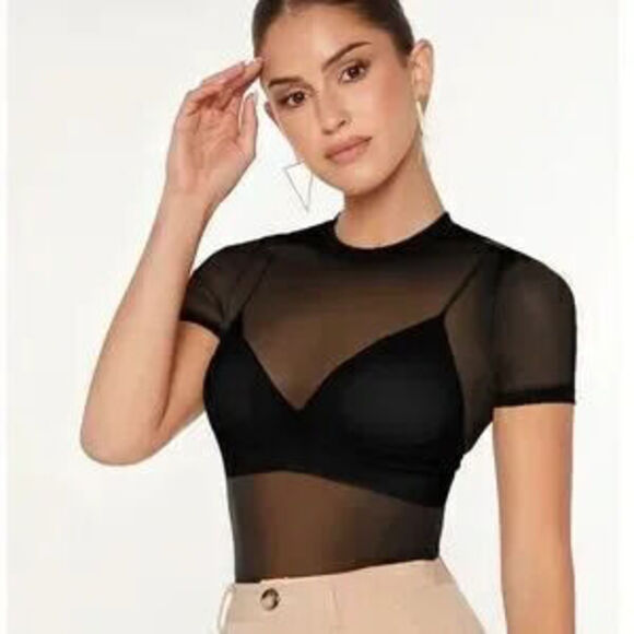 Tops - Black Short Sleeve Mesh Pullover Top Tee Shirt